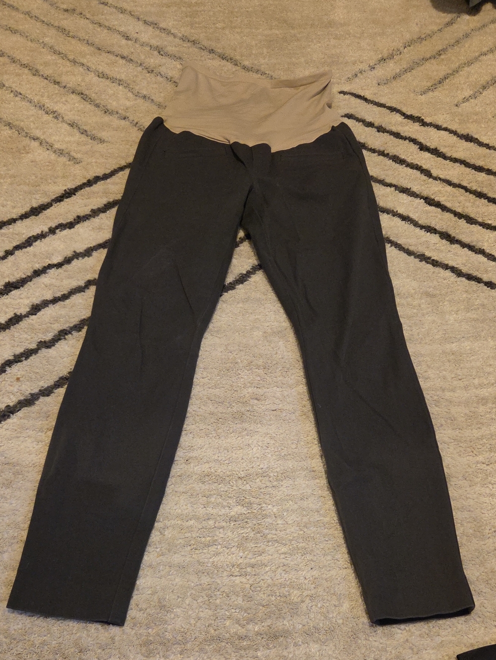 GAP Skinny Ankle Pants in Dark Gray